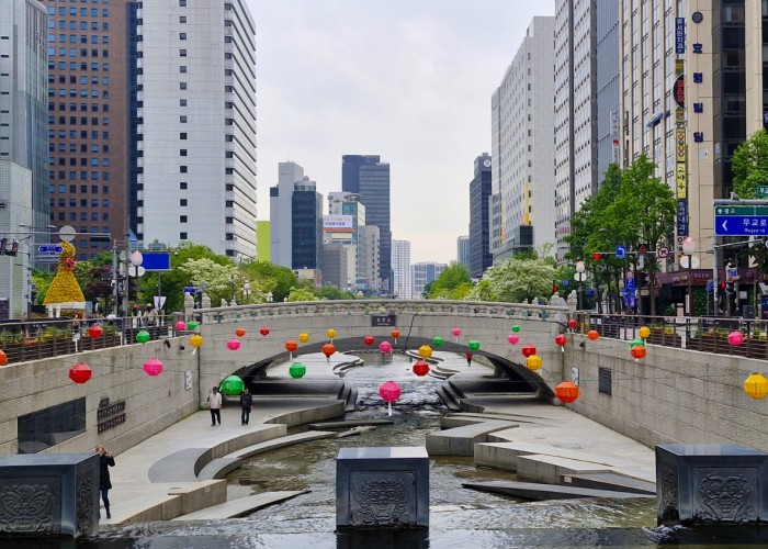 11 김찬미-청계천의 하루